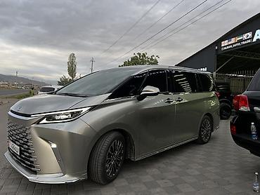 лексус минивен: Lexus LM: 2025 г., 2.4 л, Автомат, Гибрид, Минивэн — 4