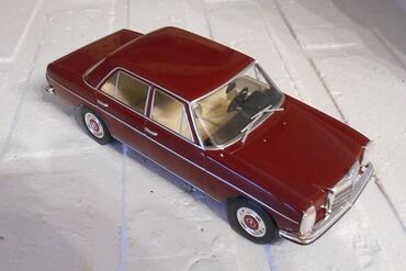 Граммофоны и патефоны: Mercedes, 1968 год, 1:24, Железо, Бесплатная доставка
