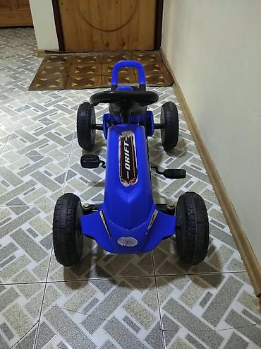 Uşaq dünyası: Uşaq pedallı go-kart - Rəng: mavi/qarışıq qara detallarla - Pedallı — 3