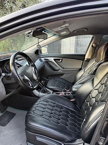 автомобиль дайхатсу: Hyundai Elantra: 2015 г., 1.6 л, Автомат, Бензин, Седан — 8