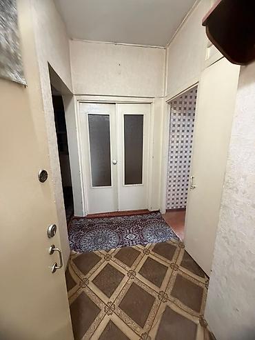 Продажа квартир: 3 комнаты, 62 м², Курманжан-Датка мкр., 105 серия, 4 этаж, Требуется ремонт — 7