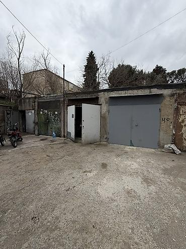 Аренда гаража: Kirayə/Garaj sahəsi – tək maşınlıq boks Xüsusiyyətlər: - Beton döşəmə — 6