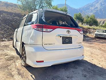 на запчасти авто: Toyota Estima / Estima Aeras в аварийном состоянии год 2010 обьем 2.4 — 2