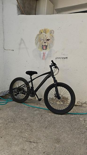 Горные велосипеды: Şəhər və off-road üçün çox yönlü dağ velosipedi. real alıcıya endirim — 1