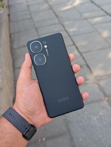 iphone 16 бишкек: Vivo iQOO Neo, Колдонулган, 256 ГБ, түсү - Кара, 2 SIM