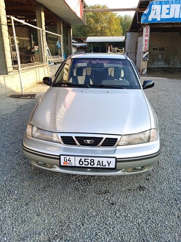 козырек 211: Daewoo Nexia: 2006 г., 1.5 л, Механика, Бензин, Седан