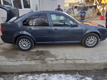 авто талас: Volkswagen : 2001 г., 1.6 л, Механика, Бензин