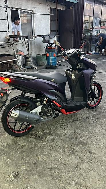 мотик макси: Макси-скутер Honda, 150 куб. см, Бензин, Б/у — 5