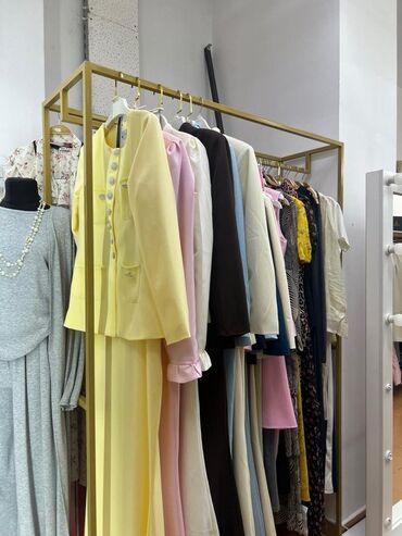 Стеллажи: Продаю кранштейны и зеркало с подсветкой в хорошем состоянии — 11