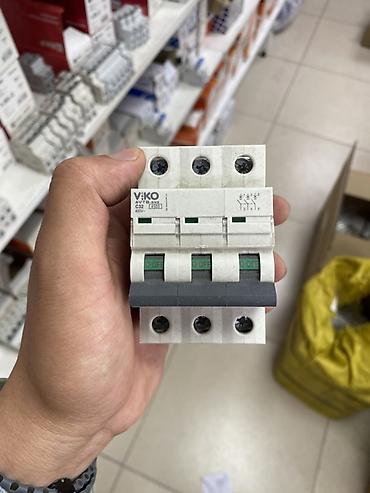 Автоматический выключатель VIKO 4VTB-3C32-SN2, трехполюсный (3P) -