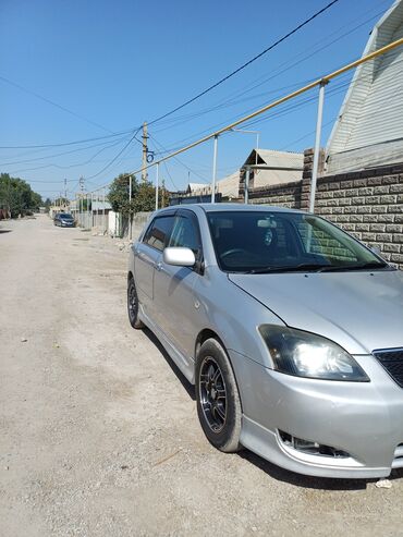 маленькая машина: Toyota Corolla: 2003 г., 1.5 л, Автомат, Бензин, Хэтчбэк