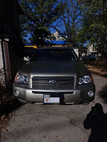 Toyota: Toyota Highlander: 2001 г., 3 л, Автомат, Бензин, Внедорожник