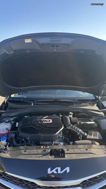 Kia: Kia : 1.6 l. | 2023 έ. SUV/4x4 — 9