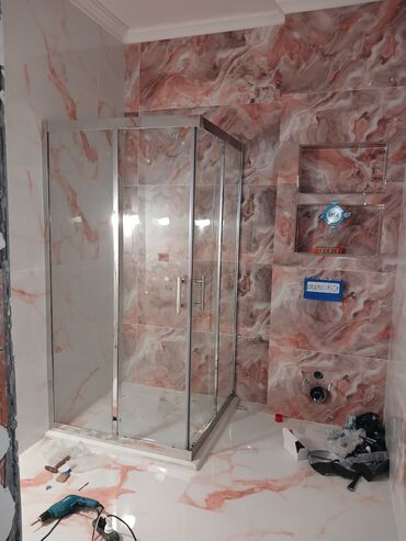 Duş kabinaları, arakəsmələr: Yeni Arakəsmə, Düzbucaqlı, Pulsuz çatdırılma — 26