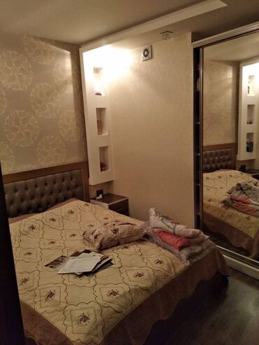 Uzunmüddətli kirayə mənzillər: Sabunçu rayonu,Razin Akkordda,3 otaqlıdan 4 otaqlıya düzəldilmiş,tam — 5