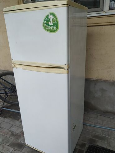 бытовой техники холодильник: Холодильник Indesit, Б/у, Двухкамерный, 60 * 150 *