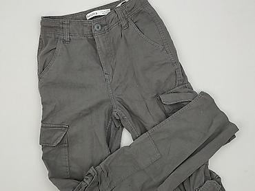 czarne cargo pull and bear: Bershka, Spodnie cargo damskie, rozmiar 2XS — 2