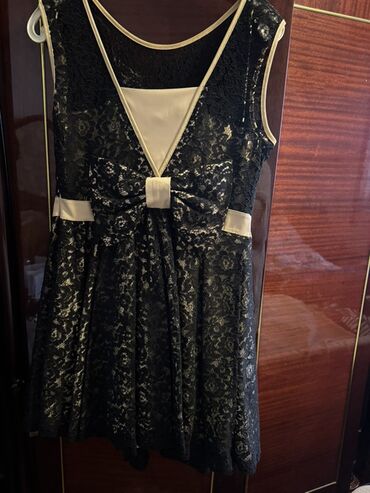 Dəstlər, kostyumlar: Her bir paltarin qiymeti 20 Azn, kime maraqlqidirsa hansi paltar yazin — 4