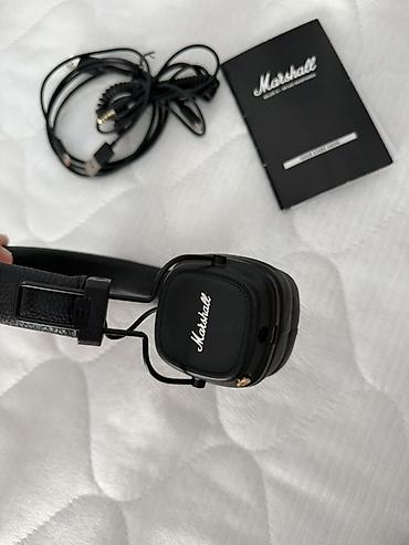 Кулакчындар: Оригинальные Marshall Major IV — беспроводные накладные наушники В — 2