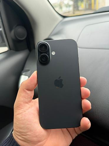 IPhone 16, Б/у, 128 ГБ, Midnight, Защитное стекло, 90 %