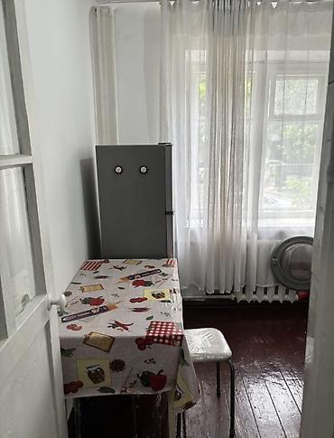 Продажа квартир: 1 комната, 30 м², 2 этаж — 3
