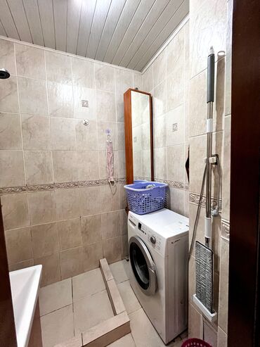 Продажа квартир: 3 комнаты, 60 м² — 9