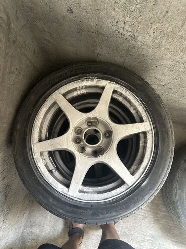 диск на машину: Дөңгөлөктөр монтажда 205 / 50 / R 16, Жай, Колдонулган, Комплект, Жеңил унаалар, Куйма, тешиктери - 4