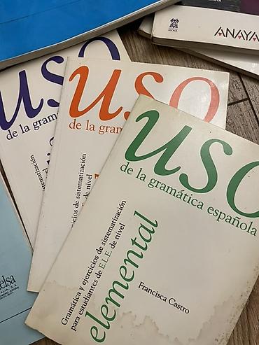 2000: İspan dili üzrə dərs vəsaitləri - Sueña, Español sin Fronteras — 3