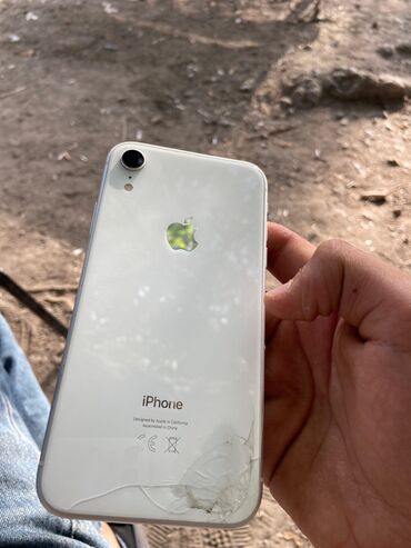 авто магнитофон бу: IPhone Xr, 64 GB, Ağ, Qırıq, Simsiz şarj, Face ID
