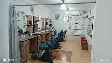 divar ref: Bərbərxana üçün 2 BƏRBƏR lazımdır. Salon 7mkr, Tayqa marketin — 6