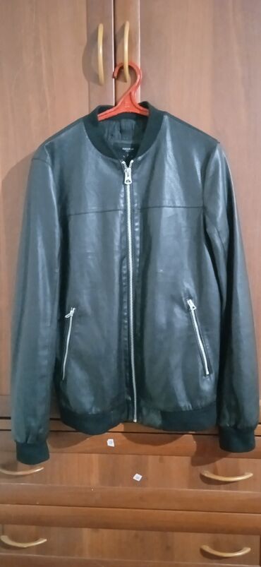кожанный куртка мужской: Куртка M (EU 38), цвет - Черный