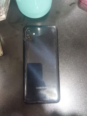 samsung 81: Samsung Galaxy A04e, 64 GB, rəng - Qara