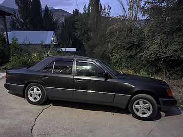эшик б у: Mercedes-Benz W124: 1990 г., 2.2 л, Бензин, Седан — 2