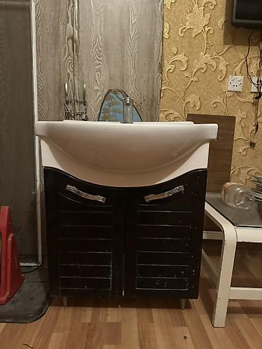 тумба для мойки: Hamam üçün dolablı rakovina dəsti - Üst hissə: keramik oval rakovina — 3