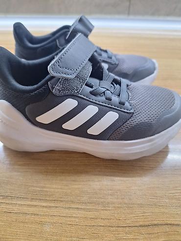Rəng - Boz Krossovkalar, Adidas, Ölçü: 33, Uniseks
