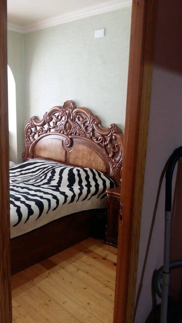 Köhnə tikili: Bakı, 3 otaqlı, Köhnə tikili, 90 kv. m — 2