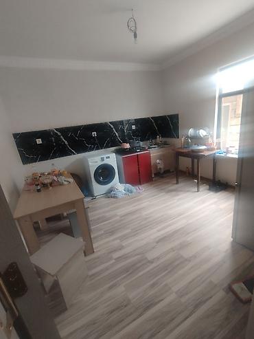 bine salxoz: Bine aticiligda kirayə verilir heyet evi her şerati var.qiymet 300 — 8