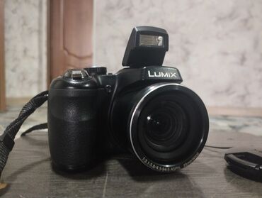 Фотоаппараты: Почти новый Lumix в комплекте сумка в городе талас