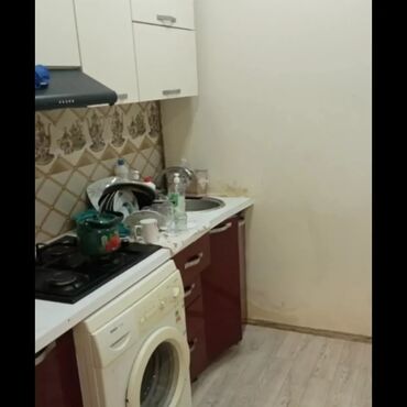 nizami metrosunda kiraye evler: Metro nizamide türk liseyinin yanı ayrıca heyet evi temirli. Öz EVİMDİ