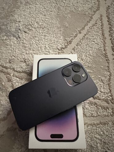 Apple iPhone: IPhone 14 Pro, Новый, 256 ГБ, Deep Purple, Защитное стекло, Коробка, 89 %