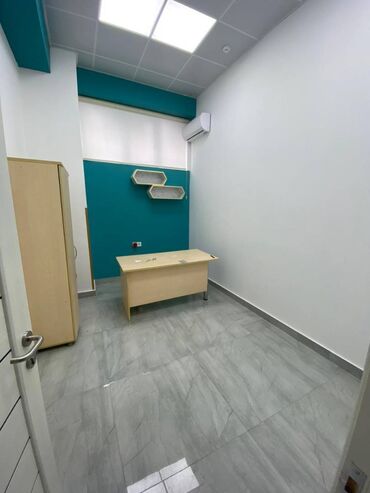 Digər kommersiya daşınmaz əmlakı: İnşaatçilar metrosuna yaxin qələbə dairəsinə yaxin 250 kv sahəsi — 14