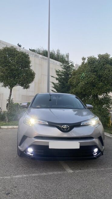 toyota camry qiymeti azerbaycanda: Toyota C-HR: 2 l | 2017 il Ofrouder/SUV