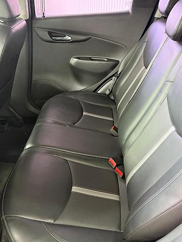 Chevrolet: Chevrolet Spark: 2018 г., 1 л, Вариатор, Бензин, Хэтчбэк — 13