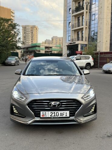 срочно в связи с переездом: Состояние идеальные не такси пробег оригинал 100%