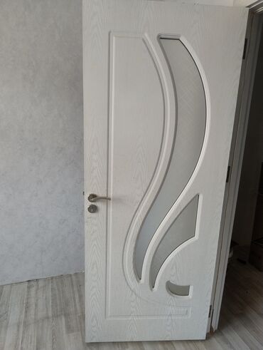 Otaq qapıları: Qonaq otağı üçün İşlənmiş Otaq qapısı Zamok ilə, Zəmanətsiz, Ödənişli çatdırılma — 7