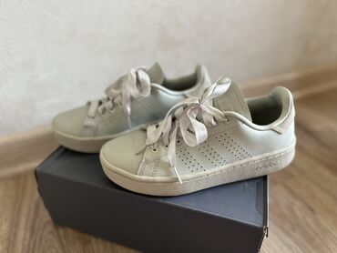 купить платье красивое женское: Кроссовкалар, 37, Adidas, Колдонулган, түсү - Боз