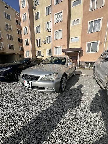 lexus cs: Lexus IS: 2003 г., 2 л, Механика, Бензин, Универсал — 1