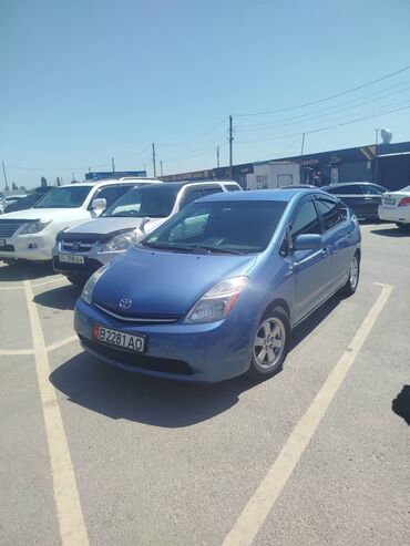 Toyota: Toyota Prius: 2006 г., 1.5 л, Автомат, Гибрид, Хэтчбэк