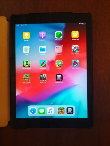 Planşetlər: SaLam APPLE IPAD AIR IOS 12.5.7 Jailbreak oLunub CYDIA, SILEO, FILZA