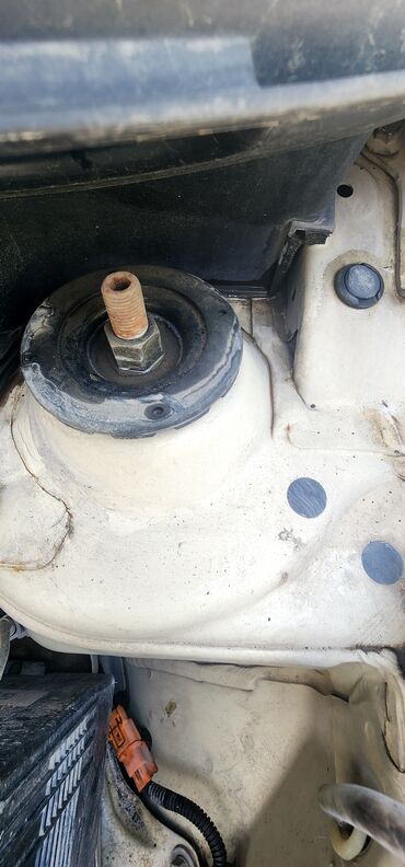 Honda: Honda Fit: 2004 г., 1.3 л, Вариатор, Бензин — 10